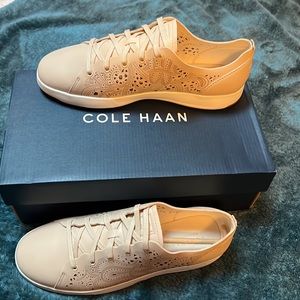 Cole Hann shoes, brand new, size 9, women